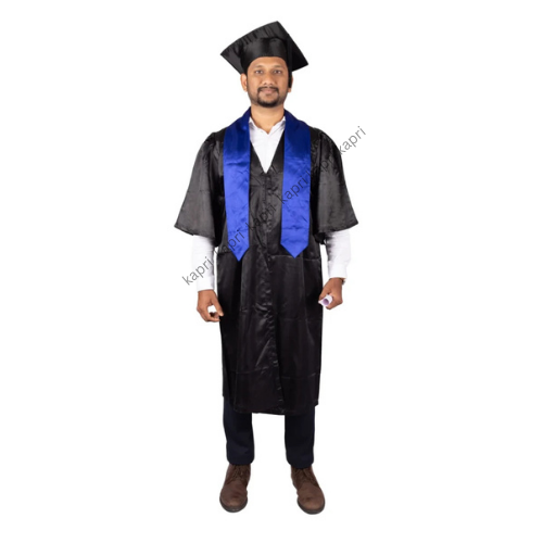 Graduation Gown in Dubai
